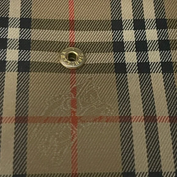 Burberry nova check Beige and Brown Plaid Wallet - Picture 8 of 8
